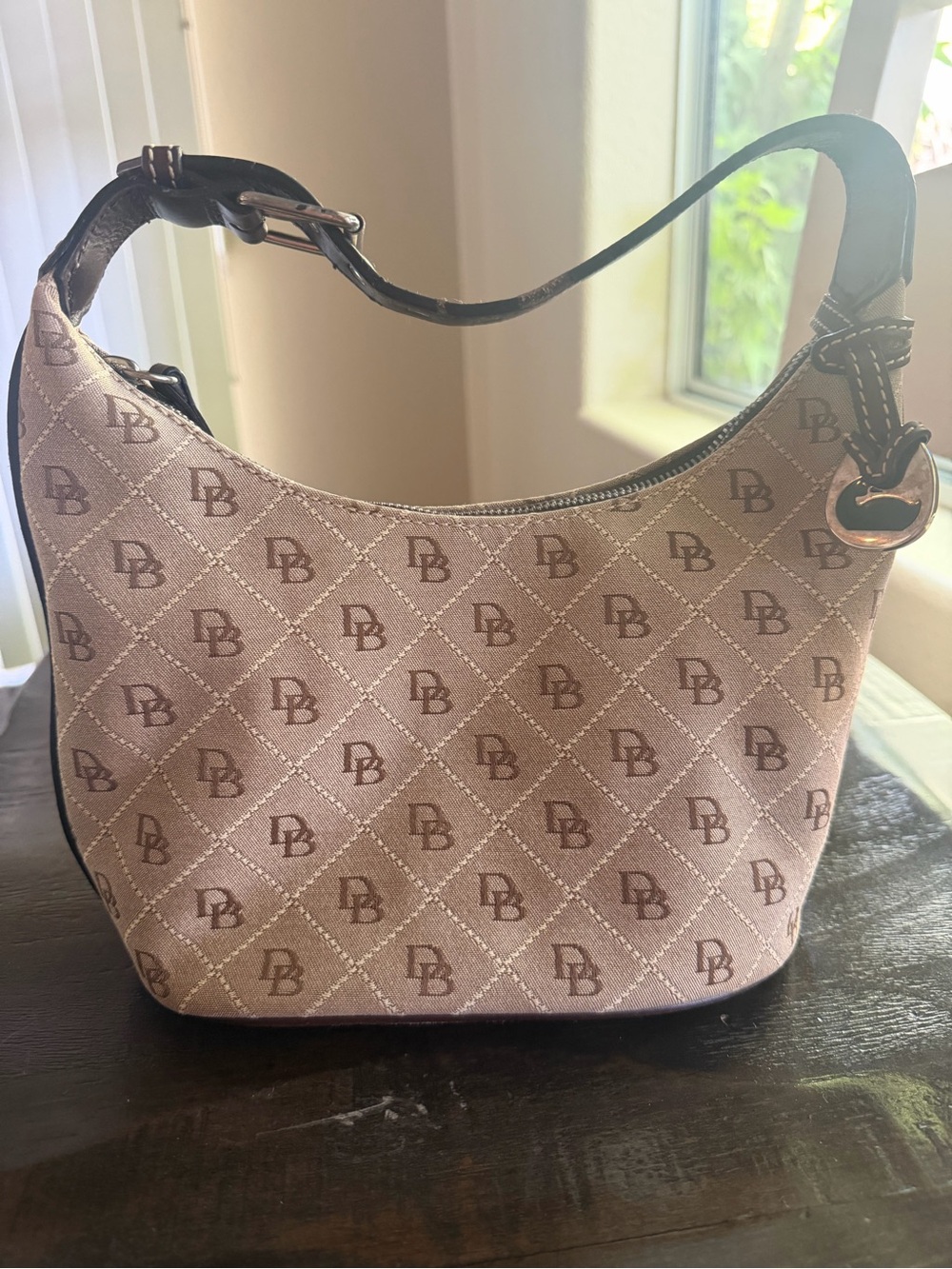Dooney & Burke Credcent Bag - Reposhing